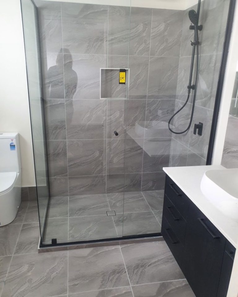 Smart Tile Selection for Budget-Friendly Bathroom Renovations